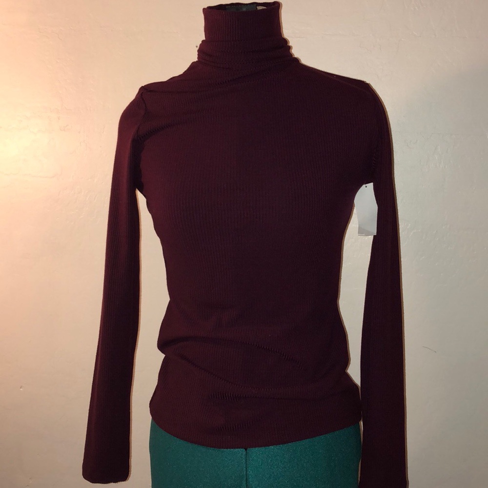 Halogen long sleeve top